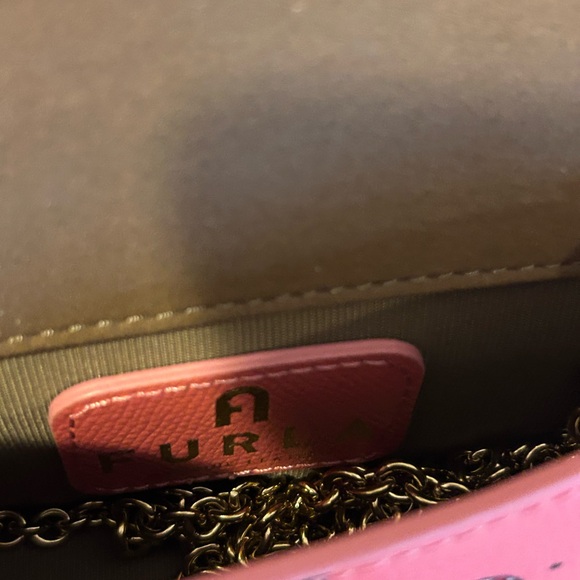Hello Kitty x Furla Pink and Gray mini crossbody - Picture 9 of 10